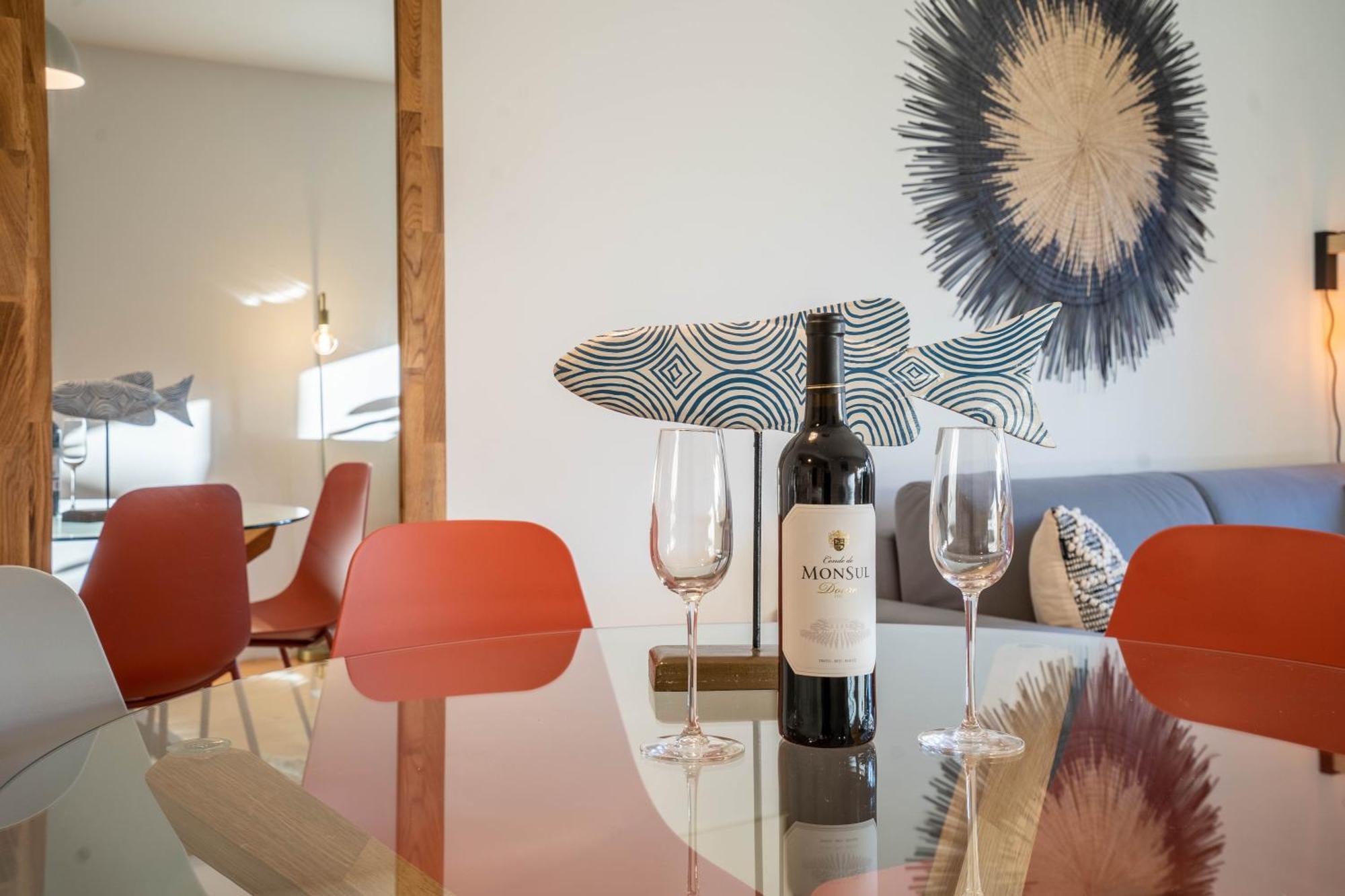 Historical Downtown Retreat Duplex By Lovelystay * Porto